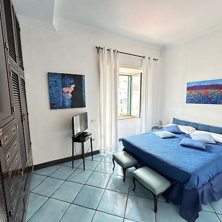 City Life Apartment Наполи Екстериор снимка
