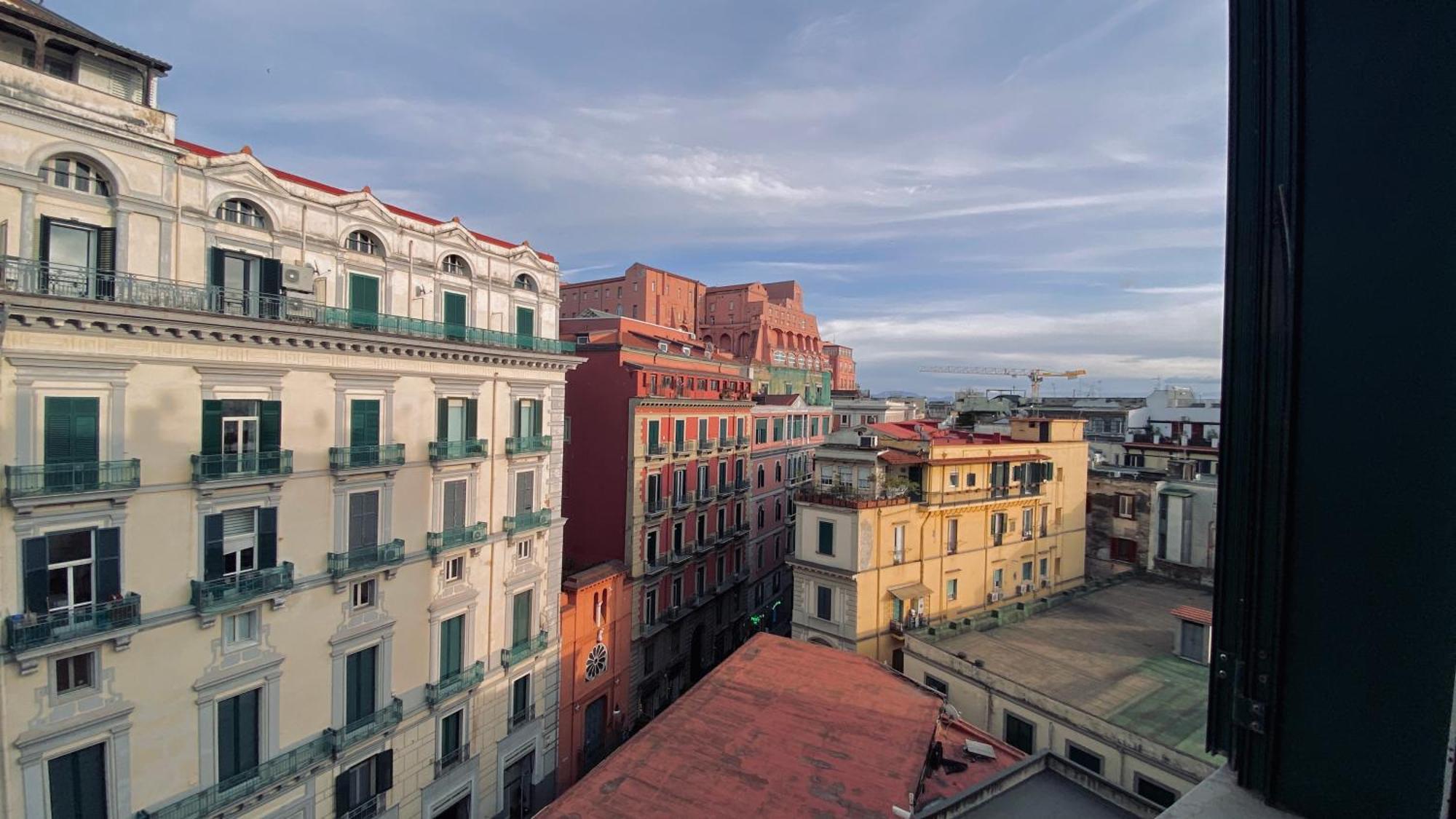 City Life Apartment Наполи Екстериор снимка